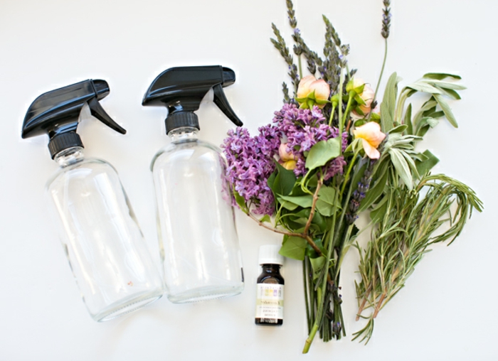cadeau fête des mères, idée comment fabriquer un parfum naturel, herbes et fleurs fraîches, huiles essentielles, vaporisateur, matériaux nécessaire tutoriel