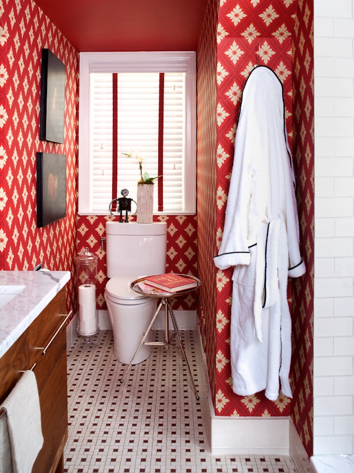 décoration wc déco toilettes vintage papier peint rouge