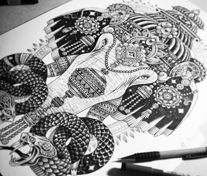mandala à colorier, dessin éléphant, motifs animaux, dessin serpent, crayons, feuille blanche, mandala blanc et noir