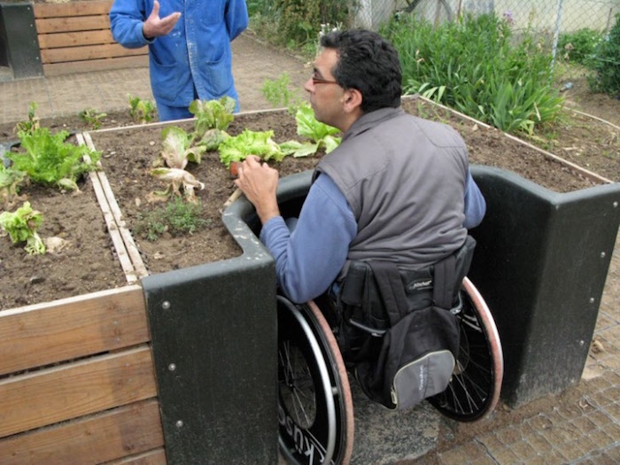 carré potager surélever pour fauteuil roulant jardiner assis