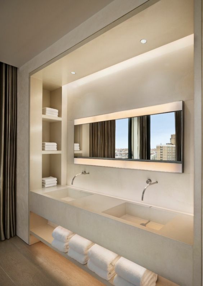 miroirs salle de bain lumineux avec des étagères pour les serviettes, deux leds et deux lavabos
