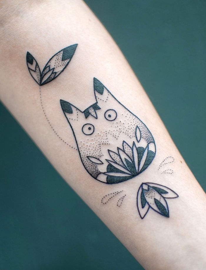 idee theme tatouage mandala avant bras dotwork