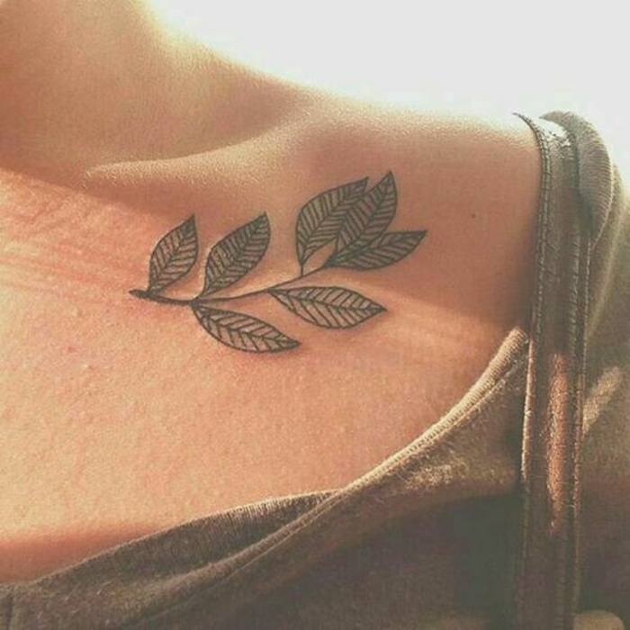 Magnifique tatouage petite fleur tatouage cerisier feuilles d arbre