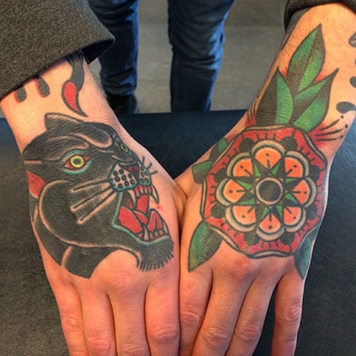 tatouage homme main panthere mandala couleurs tattoo hands