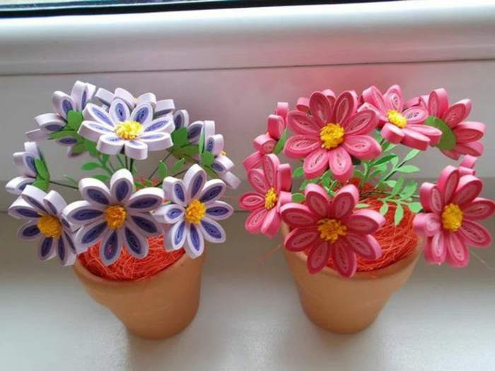 bricolage fête des mères, pots de fleurs avec bouquets en papier quilling