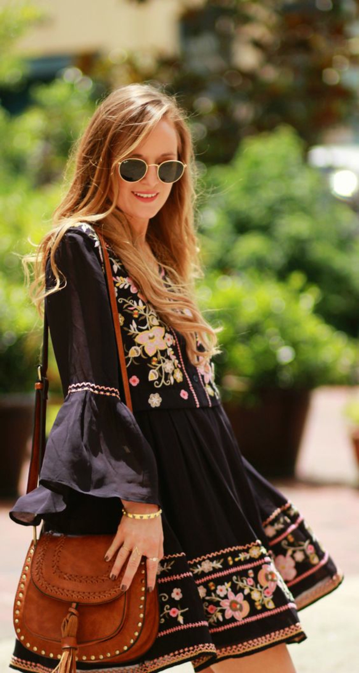 robe tunique à manches longues bouffantes avec jolie broderie florale