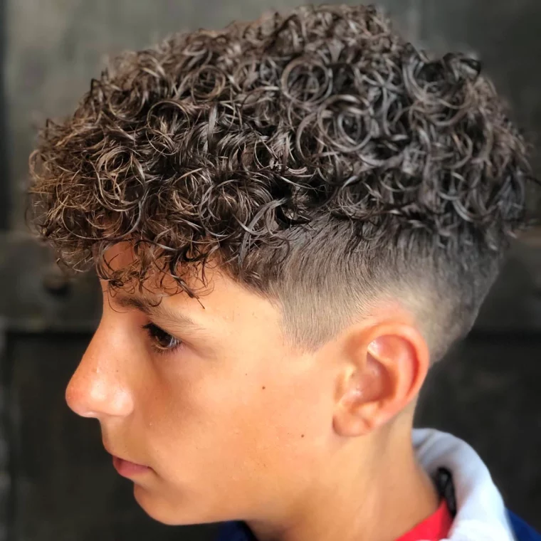 coupe de cheveux cesar pour les teen garcon