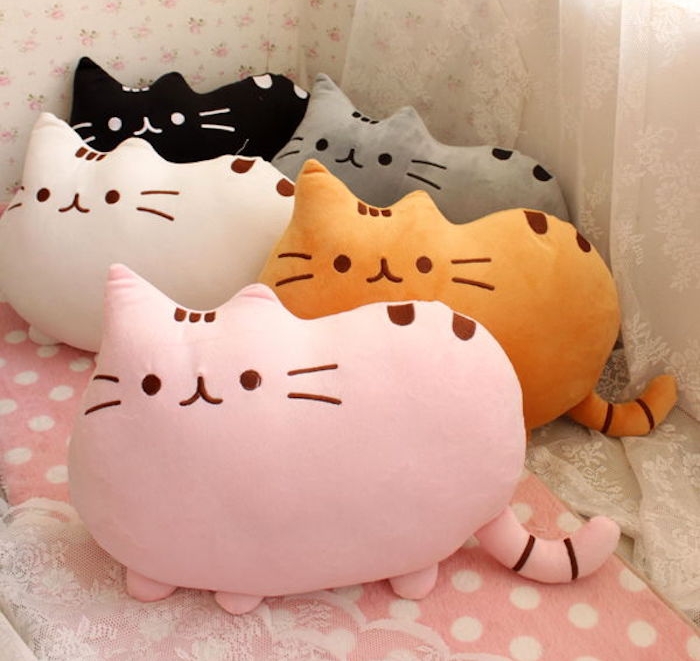 coussin forme de chat pour enfants couleurs oreiller chaton
