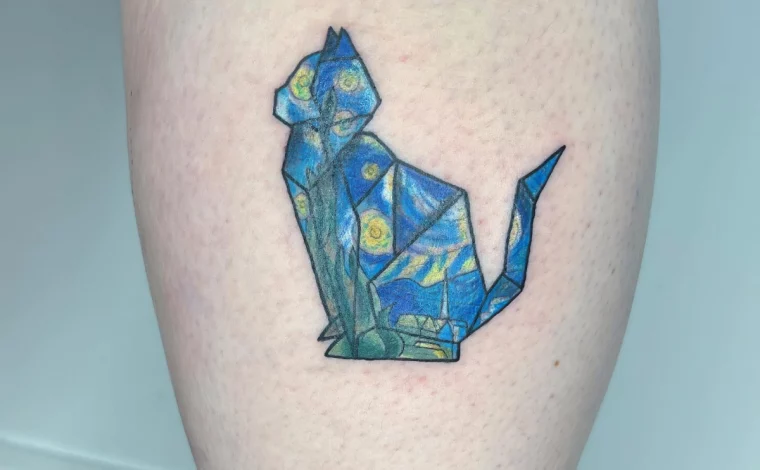 dessin origami chat en couleur emplacement tatouage peau