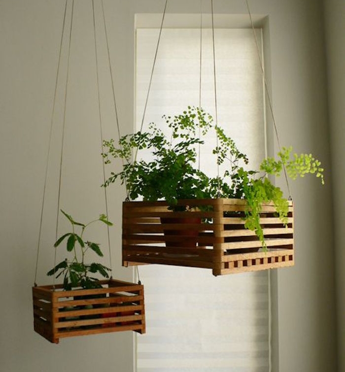 bacs à plantes en bois suspendus pour pots de fleurs