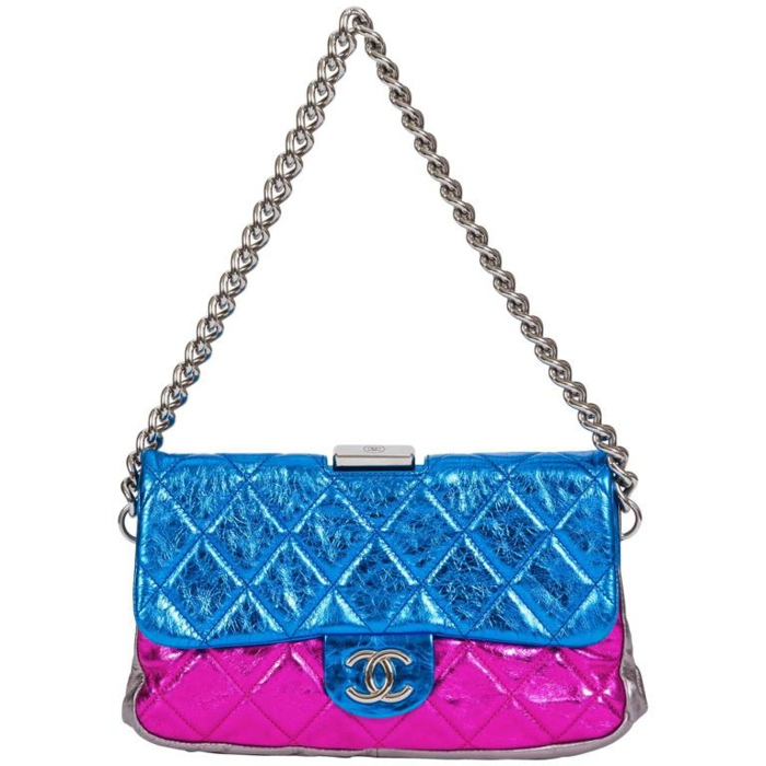 look année 80 sac à main Chanel en 3 couleurs flashy avec chaine en métal 
