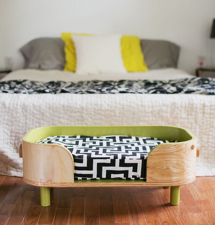 fabriquer un lit pour chien en bois design sur pieds diy