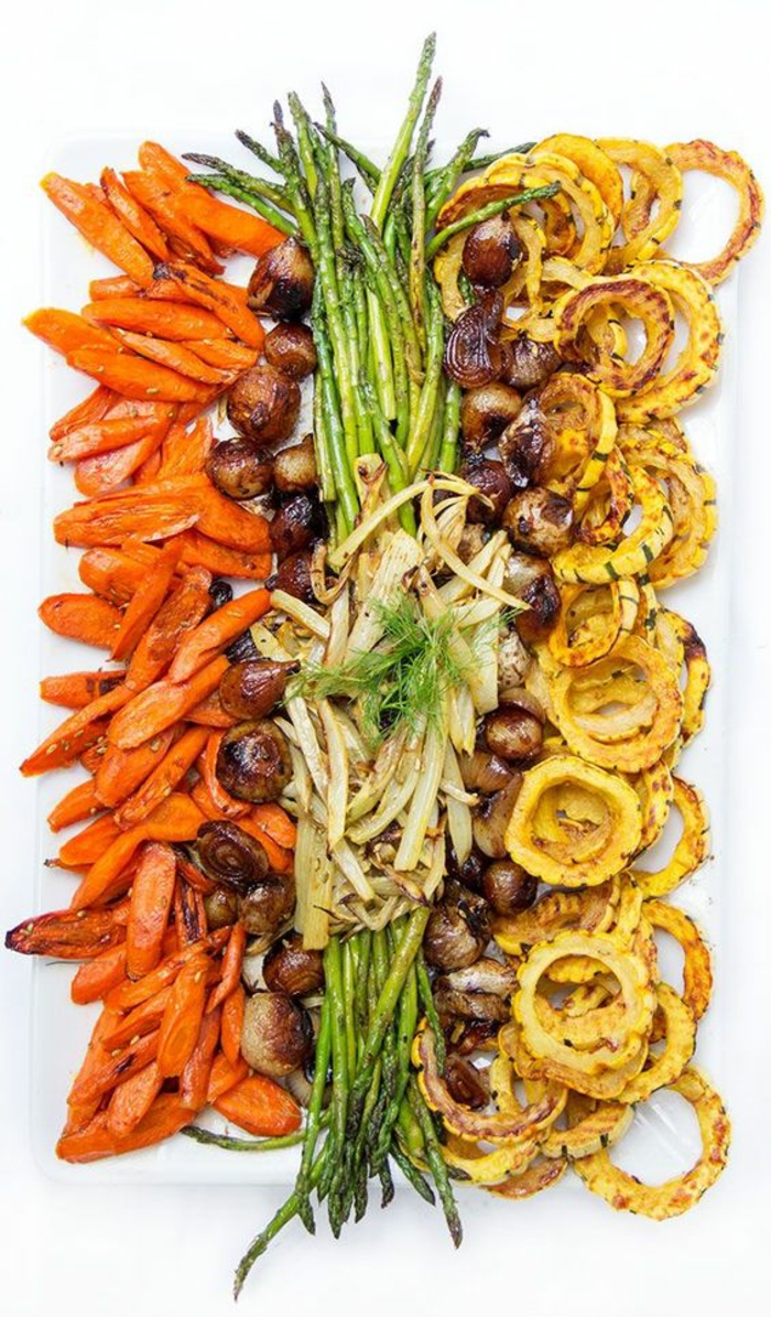 plateau de légumes grillées très coloré, plateau antipasti végétarien 