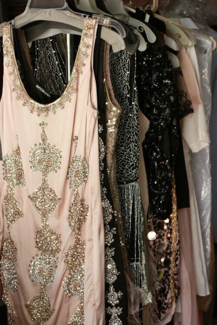 robe années folles, les robes des années vingt, modèles de robes en rose et noir