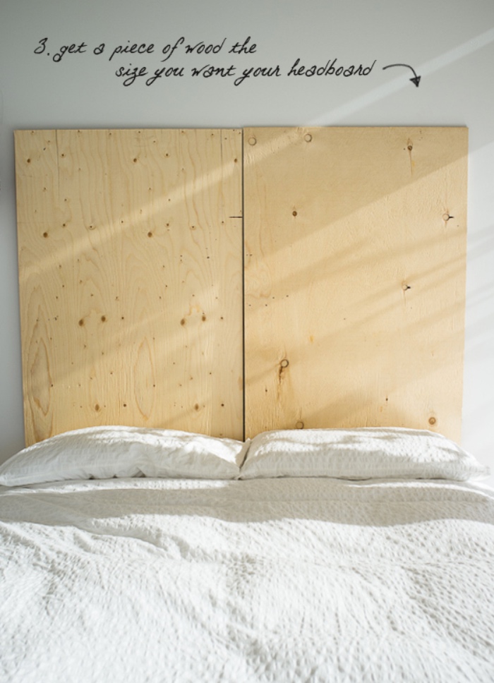 tete de lit a faire soi meme, déterminer la place des panneaux en bois, derriere le lit, bricolage facile et rapide