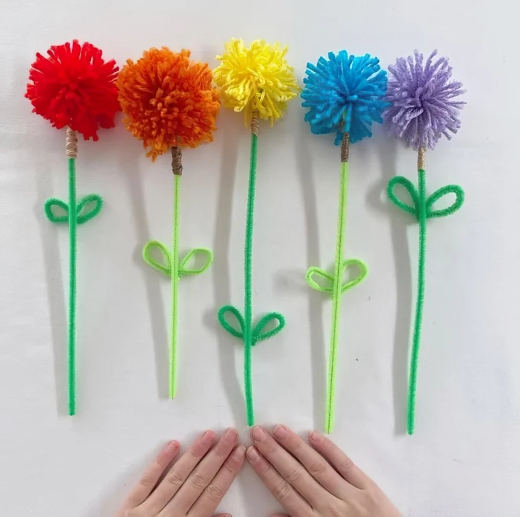 diy fleurs pompons bricolage enfant facile rapide ficelle