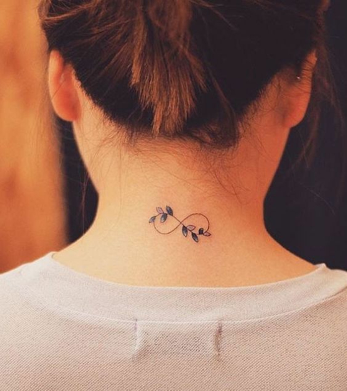 Signification tatouage mandala seins tatoues admirable infinie signe sur le cou 