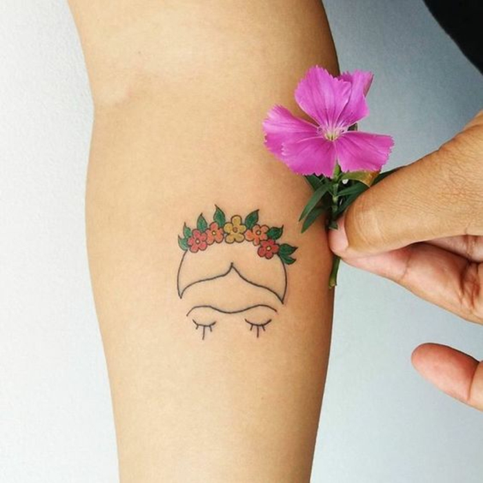 Tatooage femme Frida Kahlo tatouages femmes idée tatouage original femme
