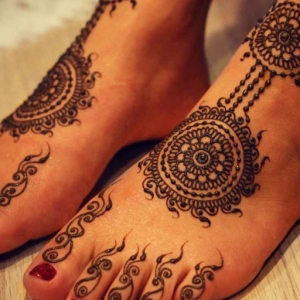 Découvrez la splendeur de l'henné pied en 68 photos inspirantes