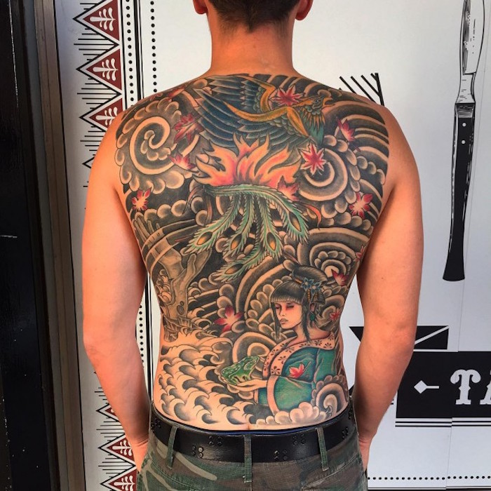 tatouage japonais dos entier homme couleurs symboles tattoo japon