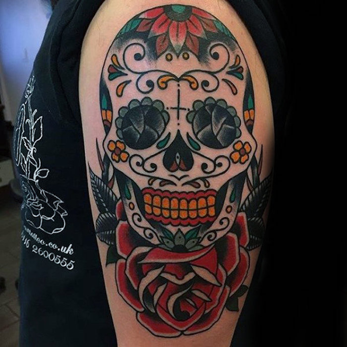 modele tatouage tete de mort mexicaine mexicain homme bras