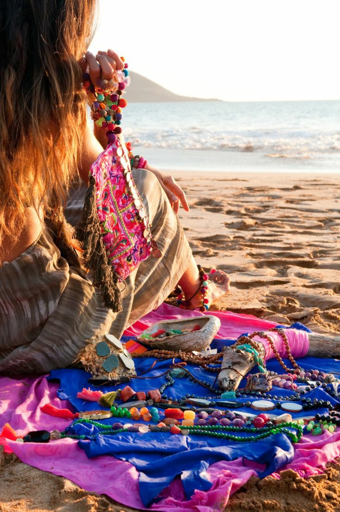 Blouse hippie chic tee shirt hippie vetements hippie chic à la plage ondes couleurs vêtements 