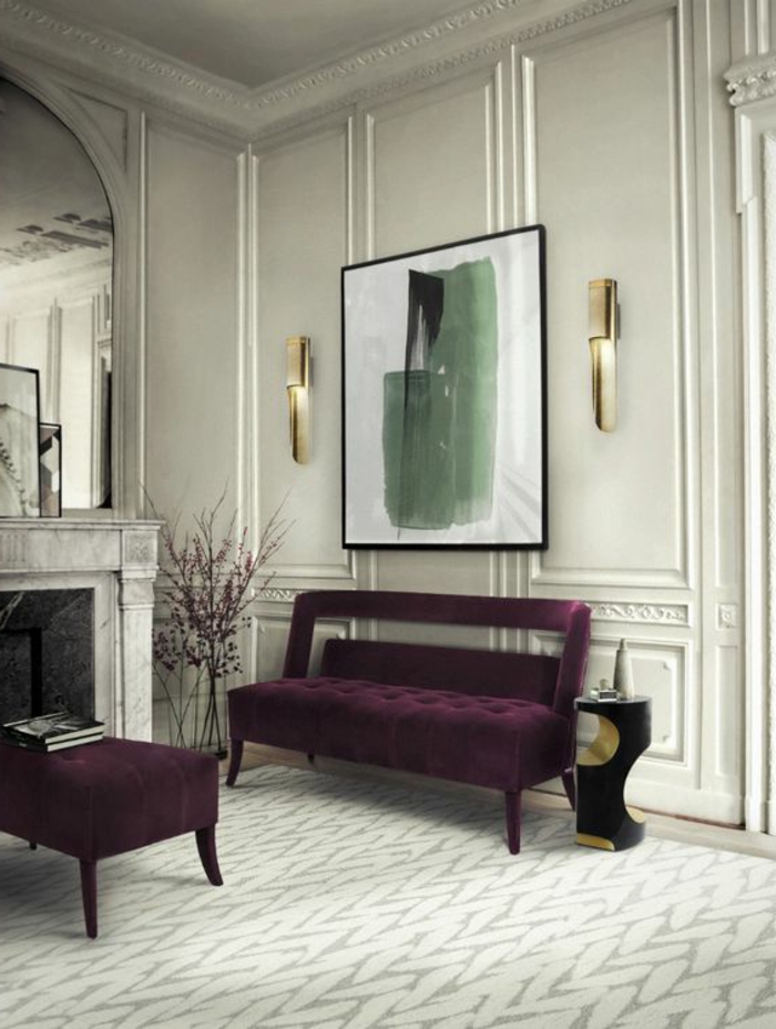 couleur aubergine et gris, tapis blanc, cheminée d'intérieur, grande peinture abstraite