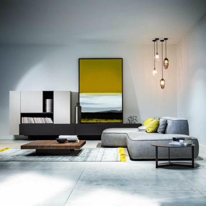deco moderne salon, sofa minimaliste, petite table japonaise, lampes suspendues