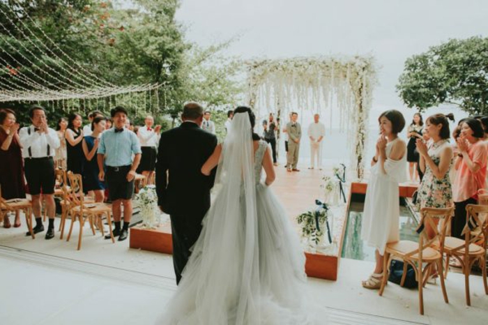 Fleuriste mariage arche ceremonie laique composition floral mariage