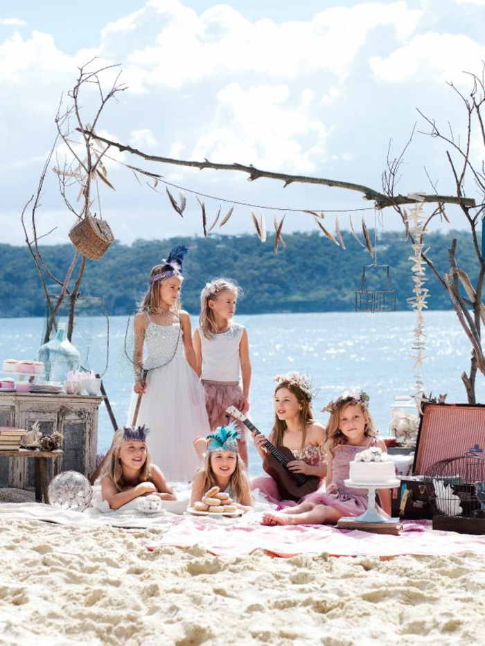 Formidable tenue hippies style and fashion hippie life style anniversaire enfant au bord d un lac pique nique