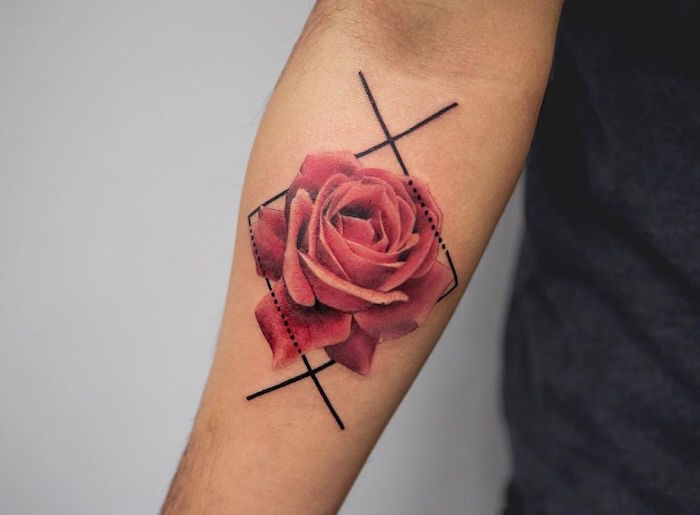 modele tatouage fleur rose avant bras fleur relief 3d design tattoo