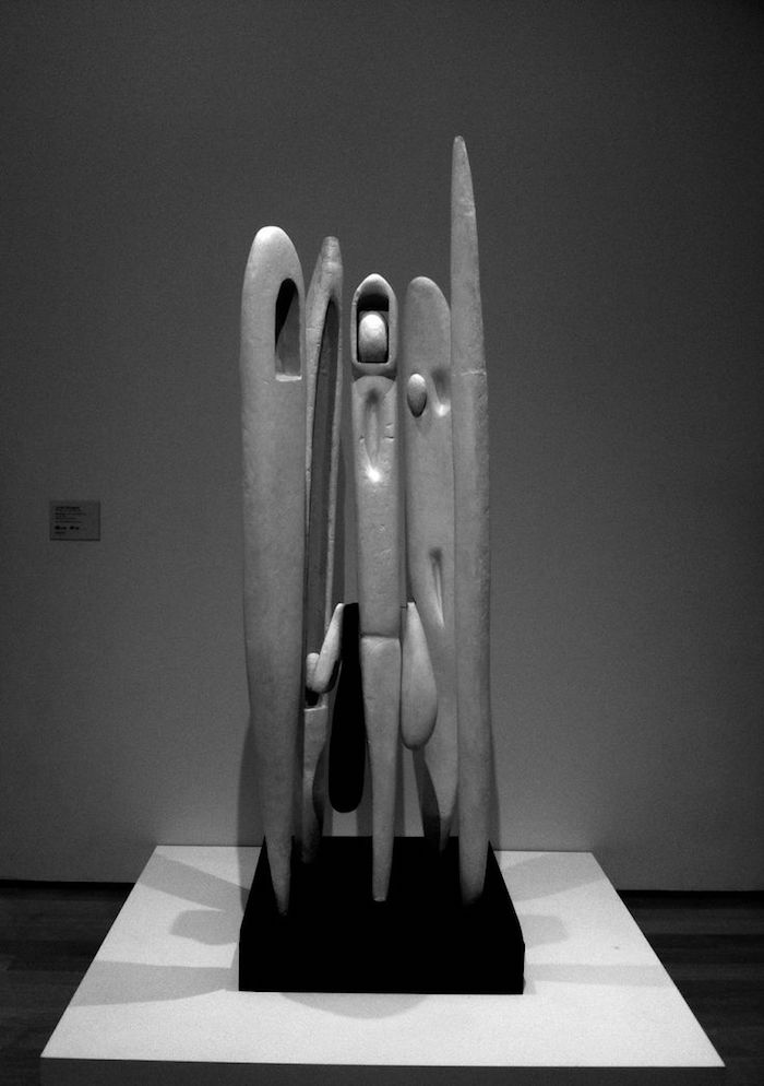 statue moderne design Quarantania Louise Bourgeois