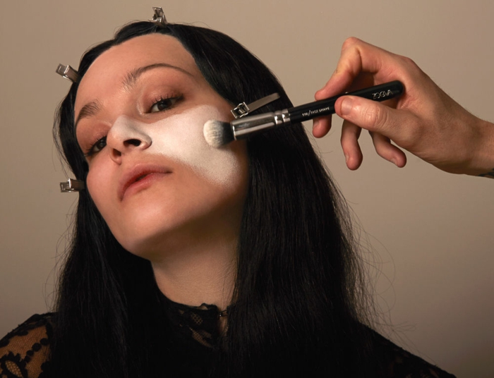 Maquillage morticia addams comment se maquiller comme Morticia pour Halloween