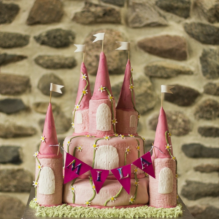 Beau gâteau d anniversaire princesse les meilleures gâteaux princesse castel rose adorable