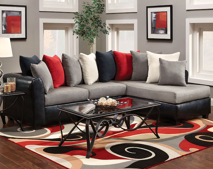 quelle couleur va avec le rouge, canapé gris, association avec gris, et noir, tapis coloré, table basse en metal, peinture couleur lin