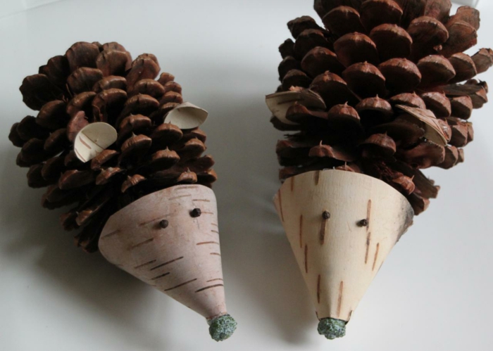 bricolage de noel, faire des hérissons en cônes et en papier, créations faciles