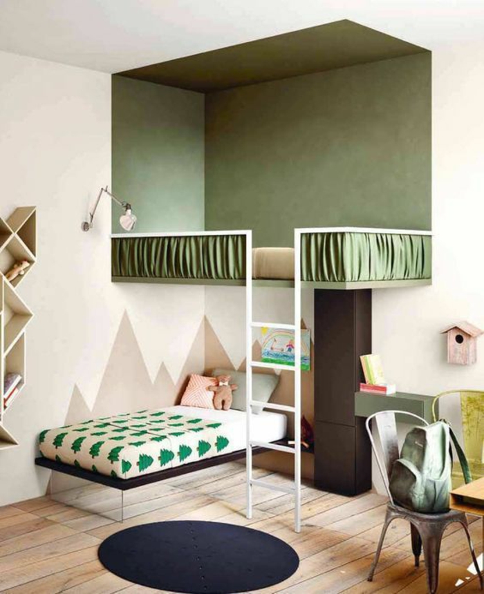 chambre garcon lit ado deux niveaux de couleurs dans la chambre vert et blanc tapis rond bleu marine
