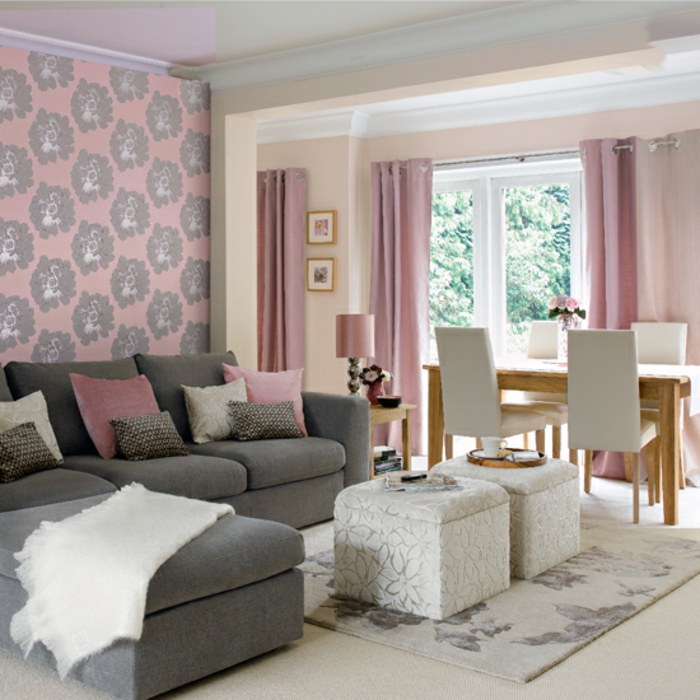 idee deco salon, coin de déjeuner, papier peint rose et gris, sofas gris, rideaux roses