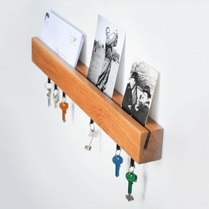 idée de porte clé en bois avec rangement clé, photos lettres, idée organisateur entrée maison, cadeau pour bonne fete papy