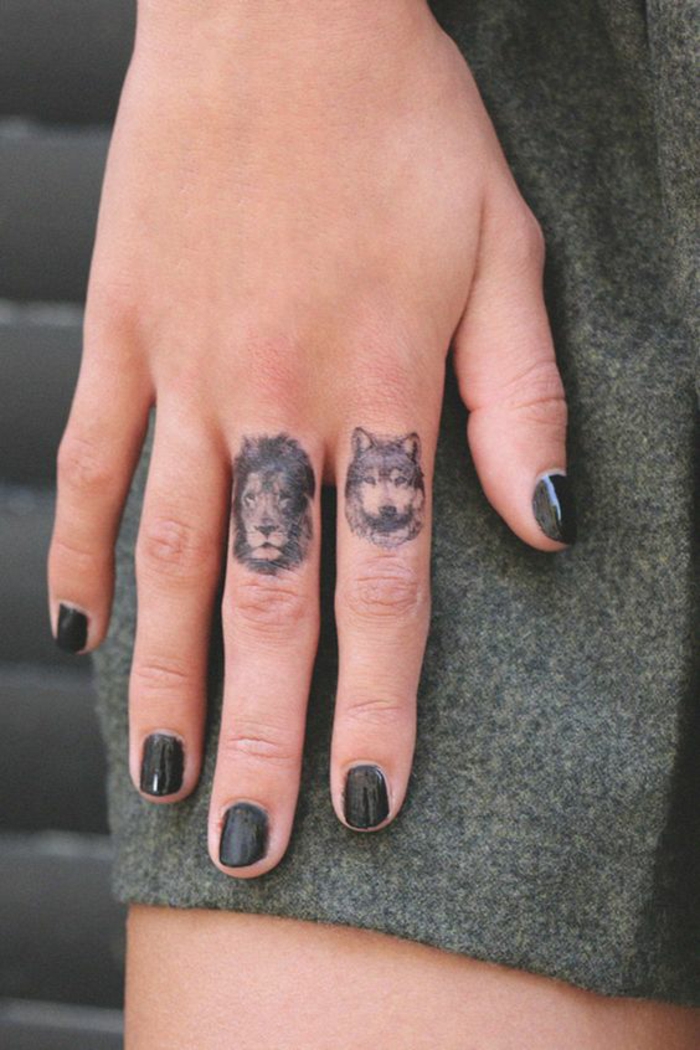 Miniature lion dessin tatouage simple tete de lion petit tatouage lion sur doigt 
