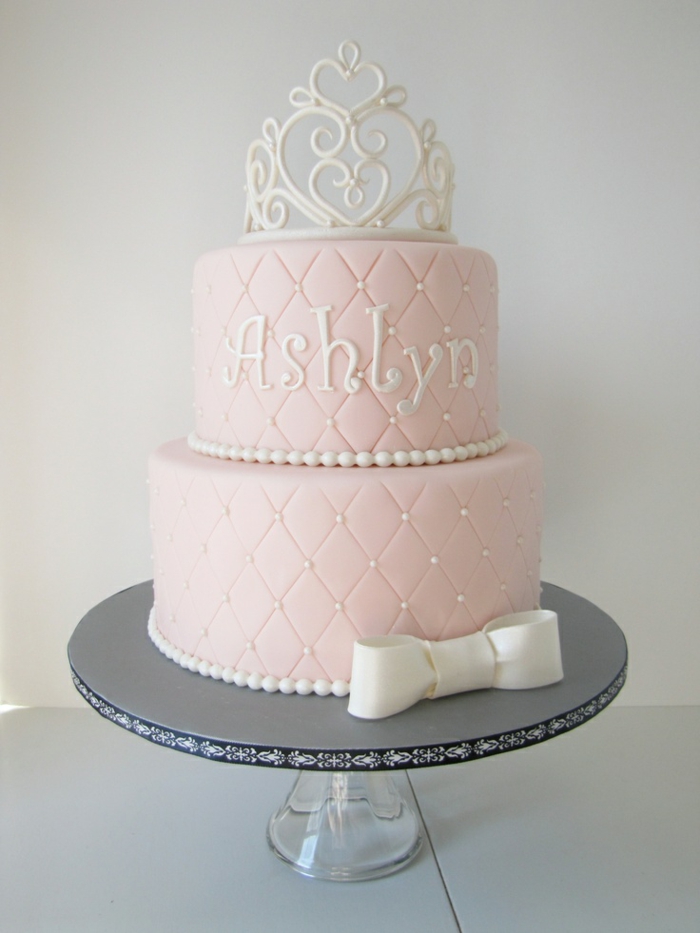 Beau gâteau d anniversaire princesse les meilleures gâteaux princesse pate a sucre deux etages rose gateau avec couronne