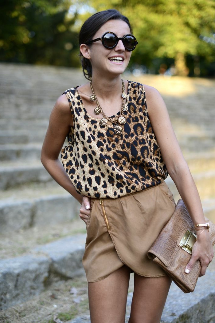 saharienne-femme-la-saharienne-robe-les-3-suisses-idée-moderne-rue Saharienne femme la saharienne robe les 3 suisses idée moderne comment s habiller