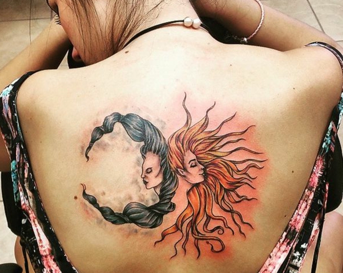 soleil tatouage, tatouage très artistique, tatouage femme dos, images inspirantes