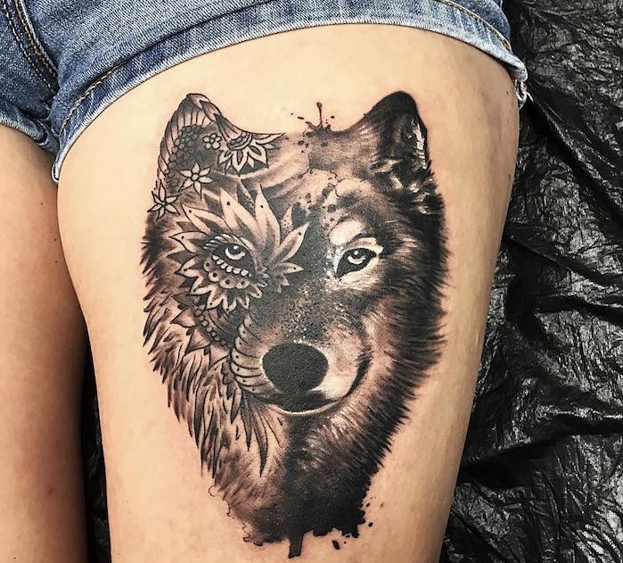 Tatouage Loup Femme Mandala