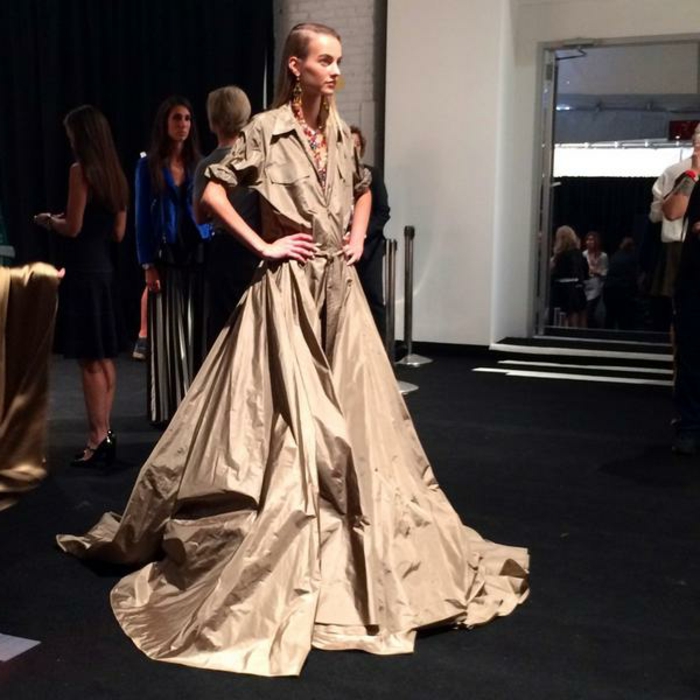 une-idée-robe-chemise-kaki-chemise-robe-femme-robe-liquette-robe-longue Jolie robe saharienne blanche robes devernois robe safari tenue longue robe modèle
