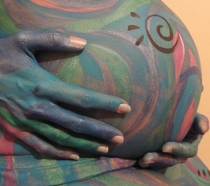 dessin ventre femme enceinte peinture corporelle grossesse