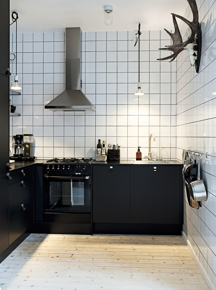 cuisine moderne associant l'ambiance scandinave à l'esthétique industrielle