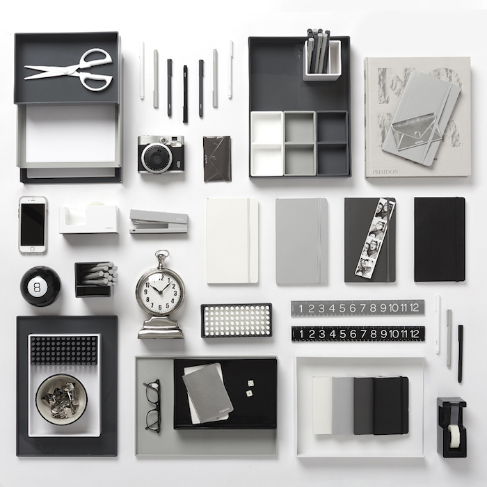 fourniture de bureau, organisateur bureau gris et noir pour accessoires, agenda en différentes nuances
