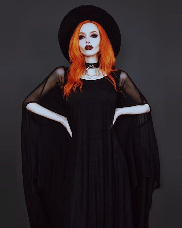 Sorcière Femme Attirante vampire noir et rose Perruque Halloween Déguisements