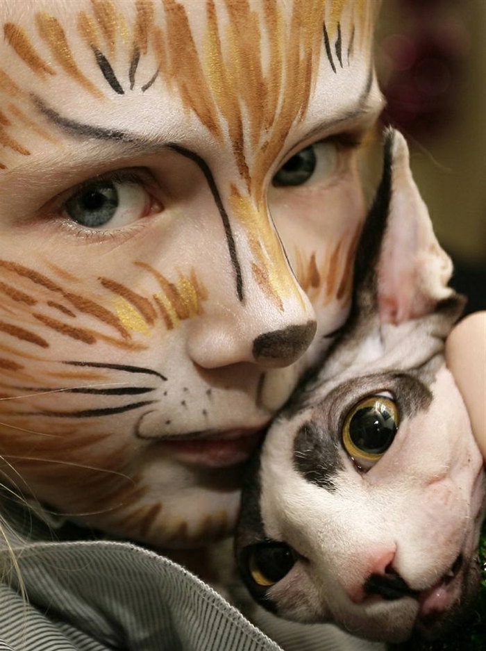 maquillage enfants, maquillage pour les enfants original, tête de chaton